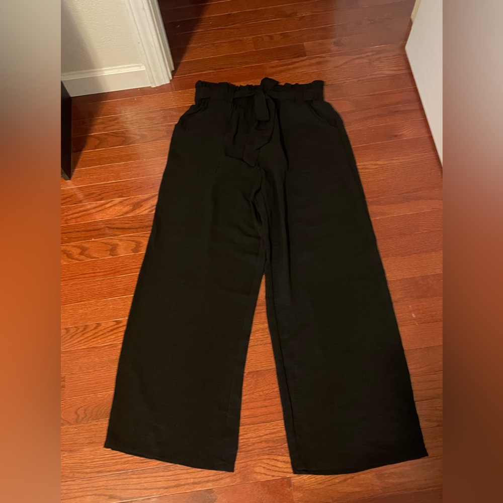 Women's Black Wide-Leg Pants